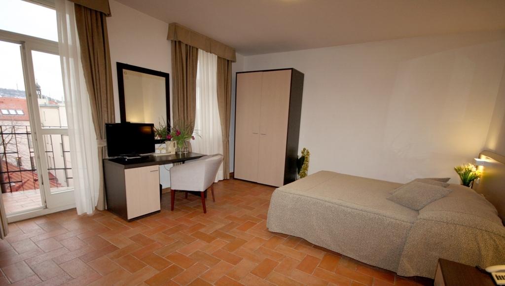 1 Hotell 4*