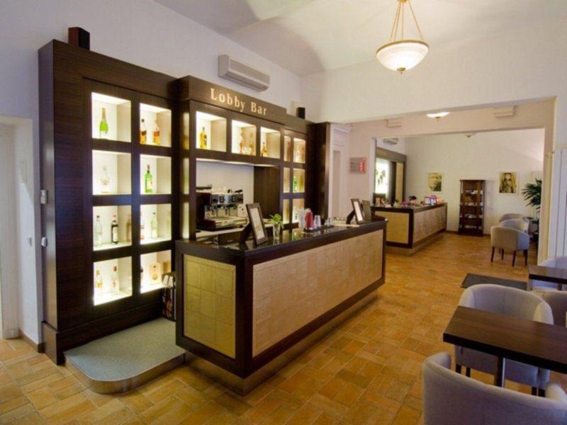 1 Hotell 4*
