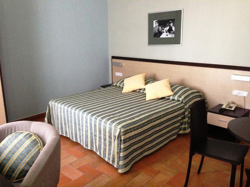 1 Hotell 4*